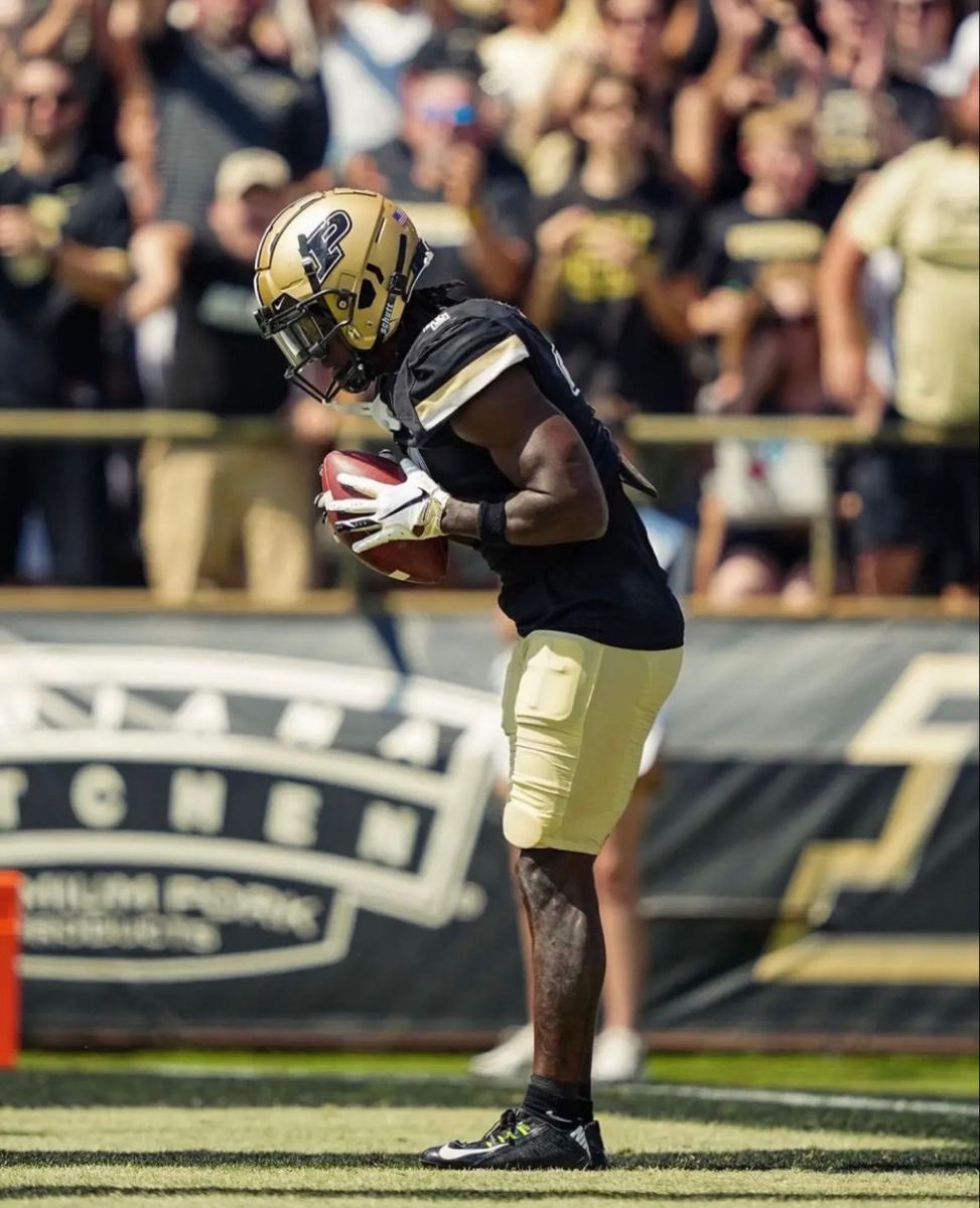 Kalib Spivey 4โญ๏ธ (@kalib_spivey) on Twitter photo Blessed to receive an offer from Purdue University! #BoilerUp <a href="/kirkjuice32/">Coach Kirk Johnson</a> <a href="/Madhousefit/">Madhouse Training</a> <a href="/lockhart_billy/">Coach Billy Lockhart</a> <a href="/samspiegs/">Sam Spiegelman</a> Blessed to receive an offer from Purdue University! #BoilerUp <a href="/kirkjuice32/">Coach Kirk Johnson</a> <a href="/Madhousefit/">Madhouse Training</a> <a href="/lockhart_billy/">Coach Billy Lockhart</a> <a href="/samspiegs/">Sam Spiegelman</a>