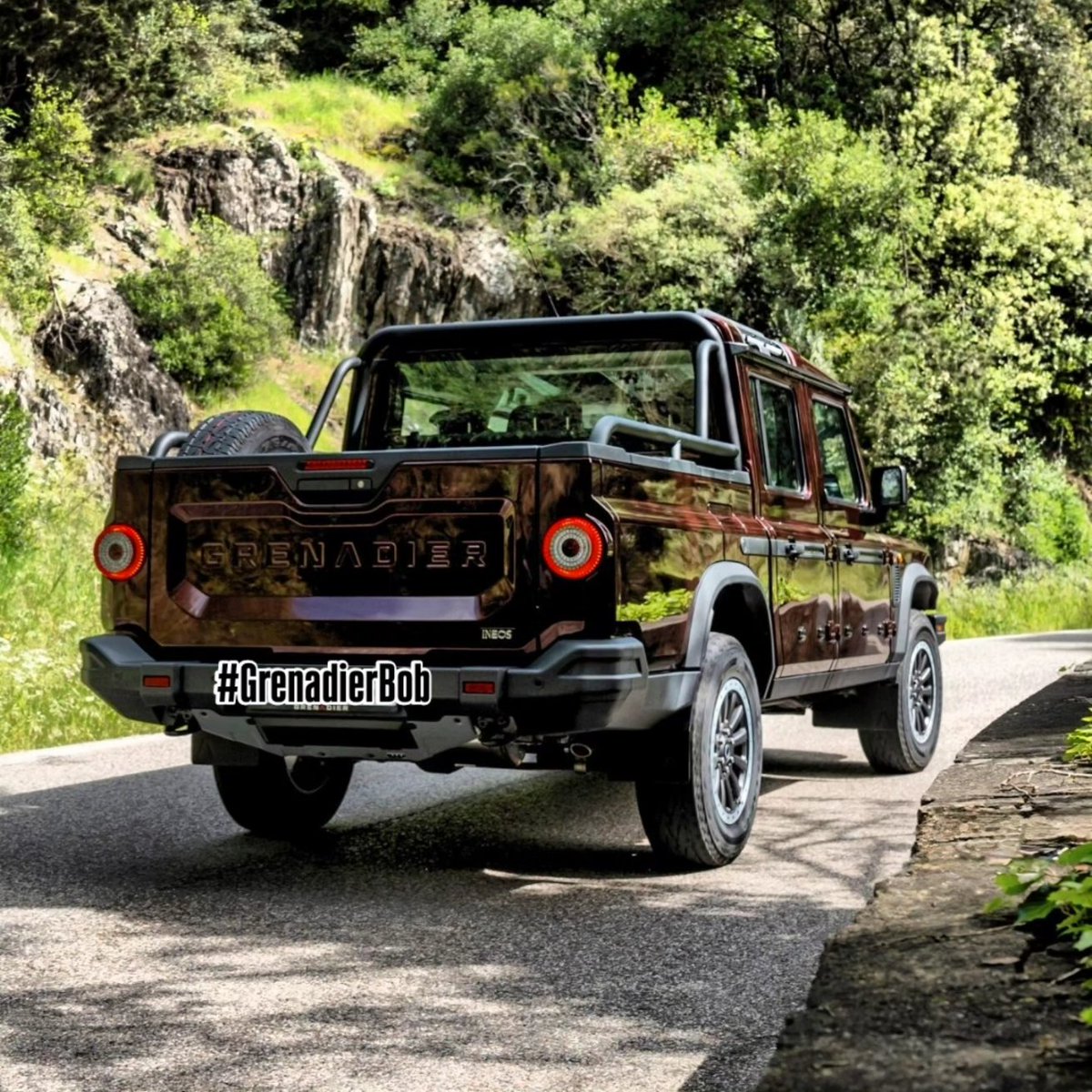 GrenadierBob's tweet photo. El color se llama #QueensRed y es una #Quartermaster 4X4 versión #Fieldmaster hecha a medida.
Dinos como quieres la tuya para pedirla customizada a Hambach.
#INEOS #Built4More https://t.co/UVcEOe8EY4