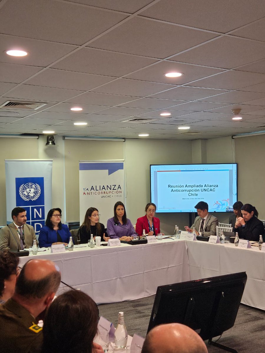 Valeria Lübbert tweet media