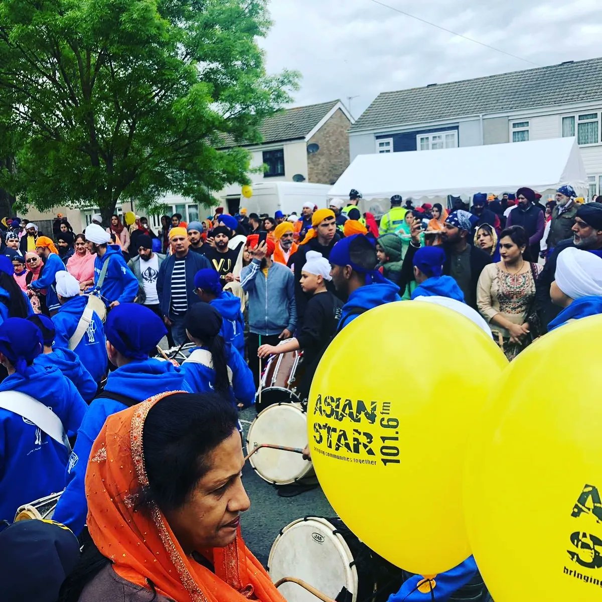 Asianstarradio's tweet photo. We ll be broadcasting live from this year's #SloughNagarKirtan this Sunday. You can listen via our Asian Star Radio Mobile App or our other platforms. https://t.co/YchNwecwAG