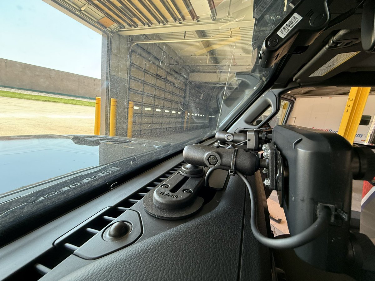 James Cessna tweet media