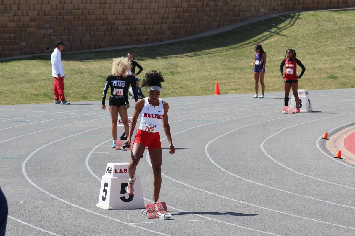 Burleson Track & Field (@burlesontrack) on Twitter photo 🚨UNSIGNED SENIOR🚨
<a href="/KerrahEvans/">Kerrah Evans</a> l Sprints
3x State Qualifier
3.83 GPA
200m: 24.85
400m: 55.04
800m: 2:20 (indoor)
Passioned athlete with confidence!
DM me if you have any questions. 🚨UNSIGNED SENIOR🚨
<a href="/KerrahEvans/">Kerrah Evans</a> l Sprints
3x State Qualifier
3.83 GPA
200m: 24.85
400m: 55.04
800m: 2:20 (indoor)
Passioned athlete with confidence!
DM me if you have any questions.