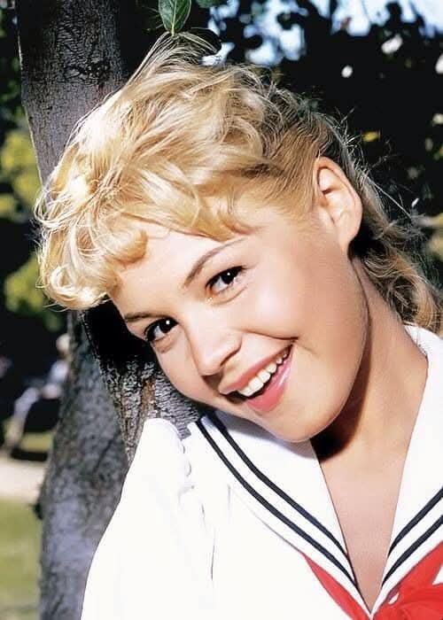 barbaravitali2's tweet photo. Remembering #SandraDee April 23,1942_February 20,2005 (Age 62) #ASummerPlace https://t.co/oUuyOCx6kT