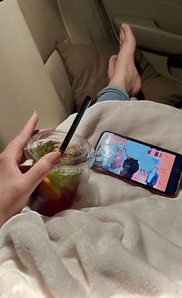 👠

#كلب #عمتك  #ديوت_بدوي #فويس #تومبوي #عمه_للكلاب  #ديوت_بدويًٌِ