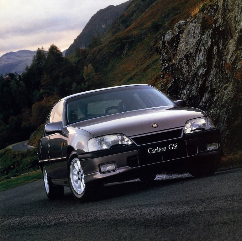 gsmales's tweet image. The Vauxhall Carlton - a car range that could do functional, cavernous, luxurious, fast and insanely fast during its production run. A shame so few of them are left. #Vauxhall #classiccars #1980s #1990s