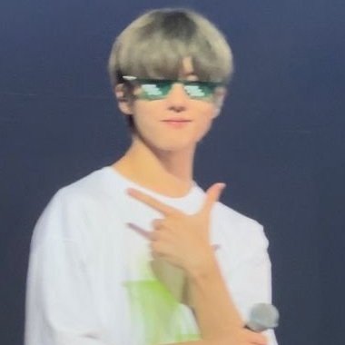 acervothepark's tweet image. #NewProfilePic cute 👏