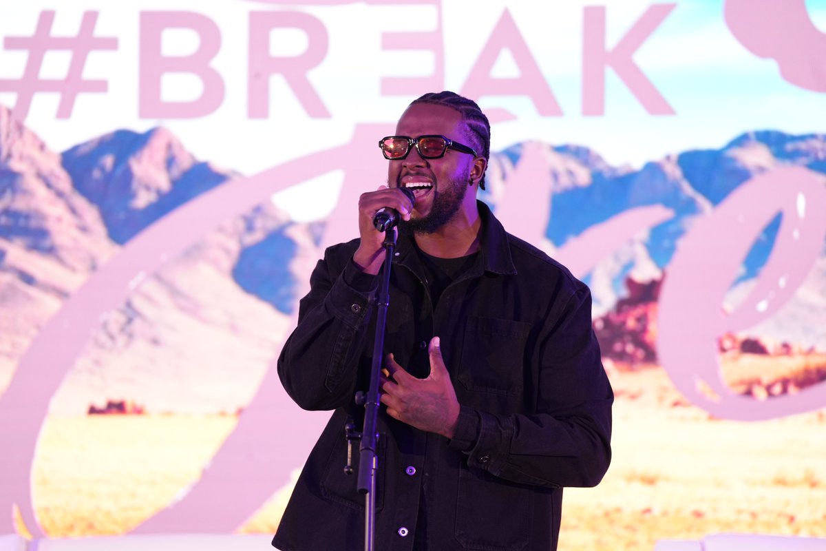 #BreakFreeFromViolence tweet media