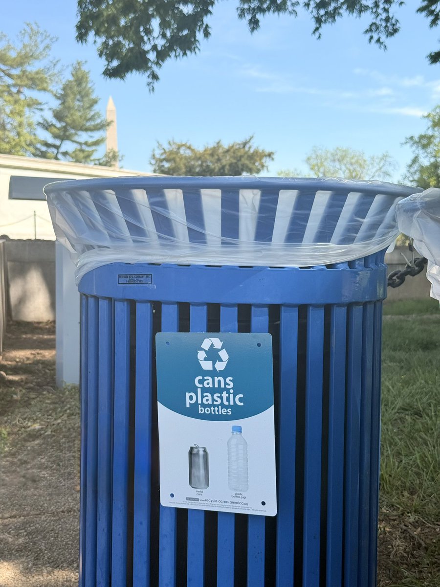 Our team is hard at work with <a href="/NationalMallNPS/">National Mall NPS</a> &amp; <a href="/NationalParkFdn/">National Park Foundation</a> to install over 1000 recycling and trash labels on bins in the National Mall Washington DC! We are celebrating Earth Week and National Park Week in the best way possible 🌎🌳