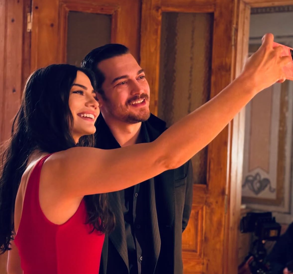 turkseriesever's tweet photo. Demet verdiği sözü tuttu ve partner fotosu geldi🥹🥳
#eşsan https://t.co/FLlu8nozuq