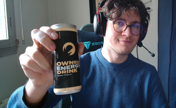 NAGU_FR's tweet image. On part en live avec @VSFantin pour couvrir @TeamATRIVM en ESEA Main à 20H 🟢

Immersion de @123YUYIETTE à 21H en Derby contre @Team_Behop 🇫🇷

Test @OwnedEsport Energy Drink qui nous accompagnera sur nos événements en LAN 🧃