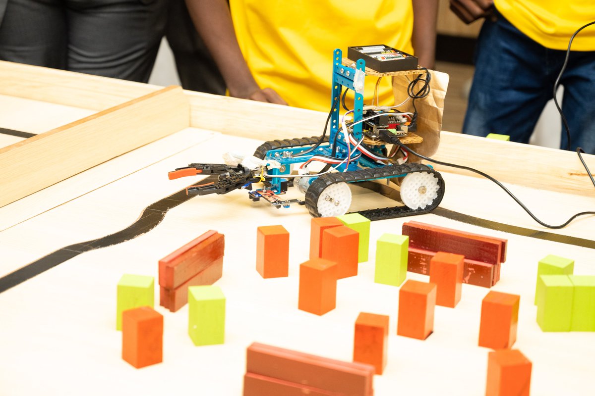 UN Women Malawi (@unwomenmalawi) on Twitter photo 62 students wowed at the #NationalRoboticsForGood Challenge, creating AI & robotics solutions for real-world problems! 🏆🏆
Supported by <a href="/UN_Women/">UN Women</a>, <a href="/undpmalawi/">UNDP Malawi</a> <a href="/MalawiGovt/">Malawi Government🇲🇼</a> , <a href="/StandardBankMW/">Standard Bank Malawi</a>, iMoSyS & @IrelandEmbassyMW under #MalawiGirlsCanCodeToo
Let’s invest in youth! 62 students wowed at the #NationalRoboticsForGood Challenge, creating AI & robotics solutions for real-world problems! 🏆🏆
Supported by <a href="/UN_Women/">UN Women</a>, <a href="/undpmalawi/">UNDP Malawi</a> <a href="/MalawiGovt/">Malawi Government🇲🇼</a> , <a href="/StandardBankMW/">Standard Bank Malawi</a>, iMoSyS & @IrelandEmbassyMW under #MalawiGirlsCanCodeToo
Let’s invest in youth!