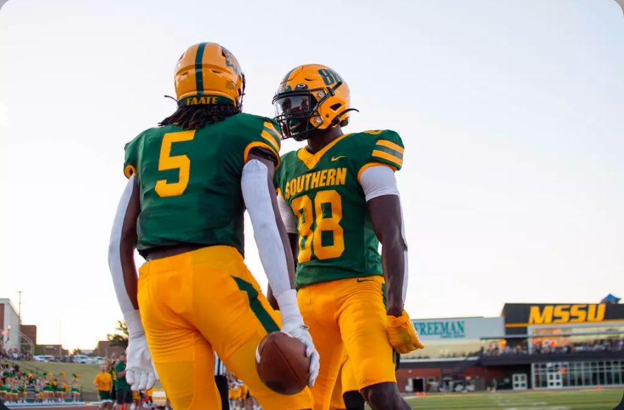 Braddley Daniel (@braddleydaniel9) on Twitter photo #AGTG After a conversation with <a href="/JerodAlton/">Jerod Alton</a> I am blessed to receive my first offer from <a href="/MOSOFootball/">Missouri Southern Football</a>
<a href="/COACHJCLANCY/">James Clancy</a> <a href="/CoachMConrad/">Michael Conrad</a> <a href="/coachjimvert/">Jim Vert</a> <a href="/CoachNiccum66/">Coach Niccum</a> <a href="/Coach_CMeyers/">Colton Meyers</a> <a href="/CoachAB_MSSU/">Atiba Bradley</a> #AGTG After a conversation with <a href="/JerodAlton/">Jerod Alton</a> I am blessed to receive my first offer from <a href="/MOSOFootball/">Missouri Southern Football</a>
<a href="/COACHJCLANCY/">James Clancy</a> <a href="/CoachMConrad/">Michael Conrad</a> <a href="/coachjimvert/">Jim Vert</a> <a href="/CoachNiccum66/">Coach Niccum</a> <a href="/Coach_CMeyers/">Colton Meyers</a> <a href="/CoachAB_MSSU/">Atiba Bradley</a>