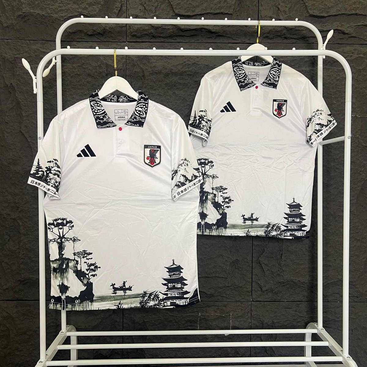 aliy3005's tweet photo. *JAPAN ANIMATED KIT SERIES* 🔥🔥🔥

Size: L-XL-2XL

Price: 
Retail: 17,000
Wholesale: 12,000
Bundle: 10,000

Kindly repost make e go far. Post am, na only you go get the update https://t.co/jZ4zznyrle