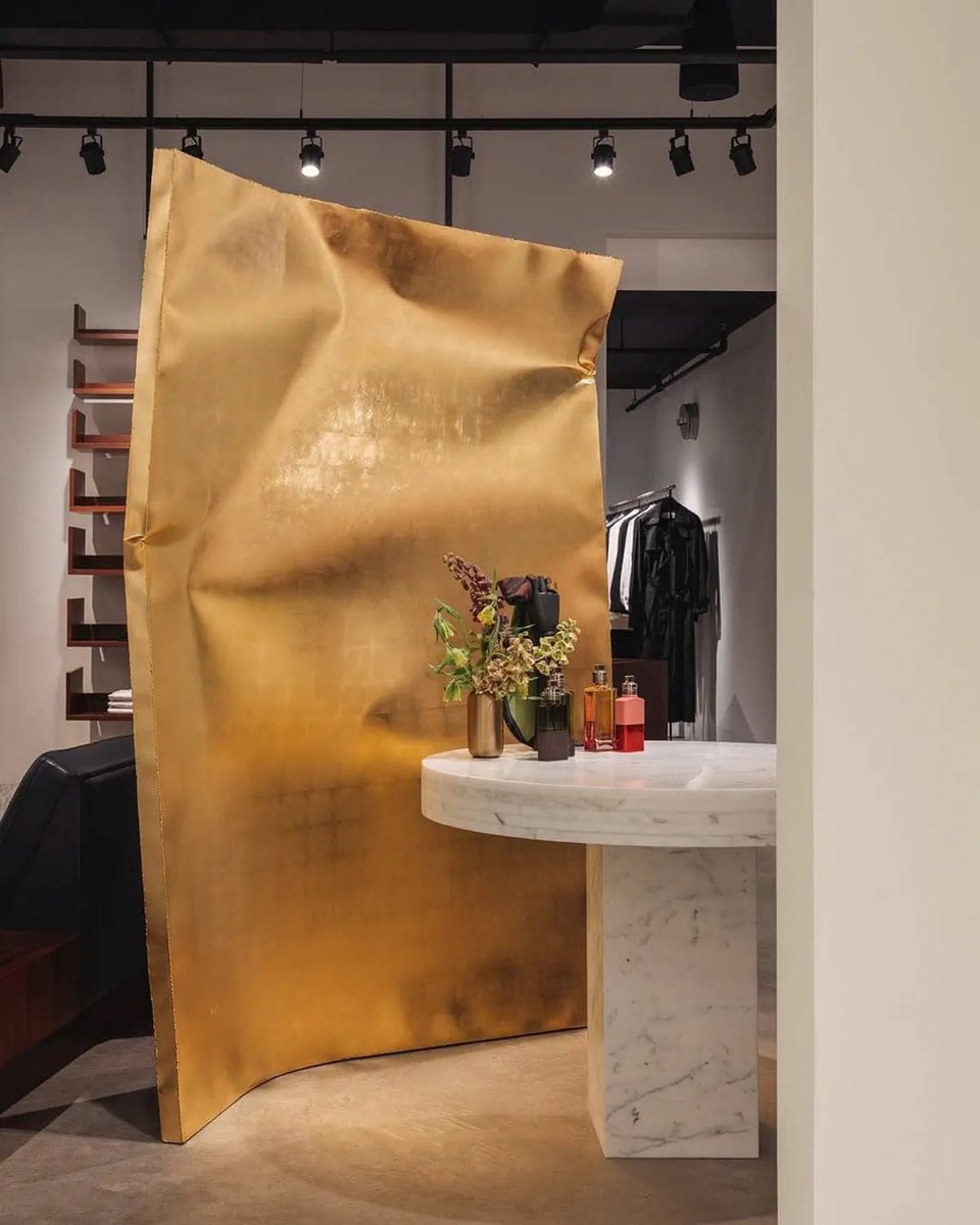 jacquemusx's tweet photo. Dries Van Noten opened their first New York store and the store design does not disappoint!! https://t.co/HH7GdV07AY