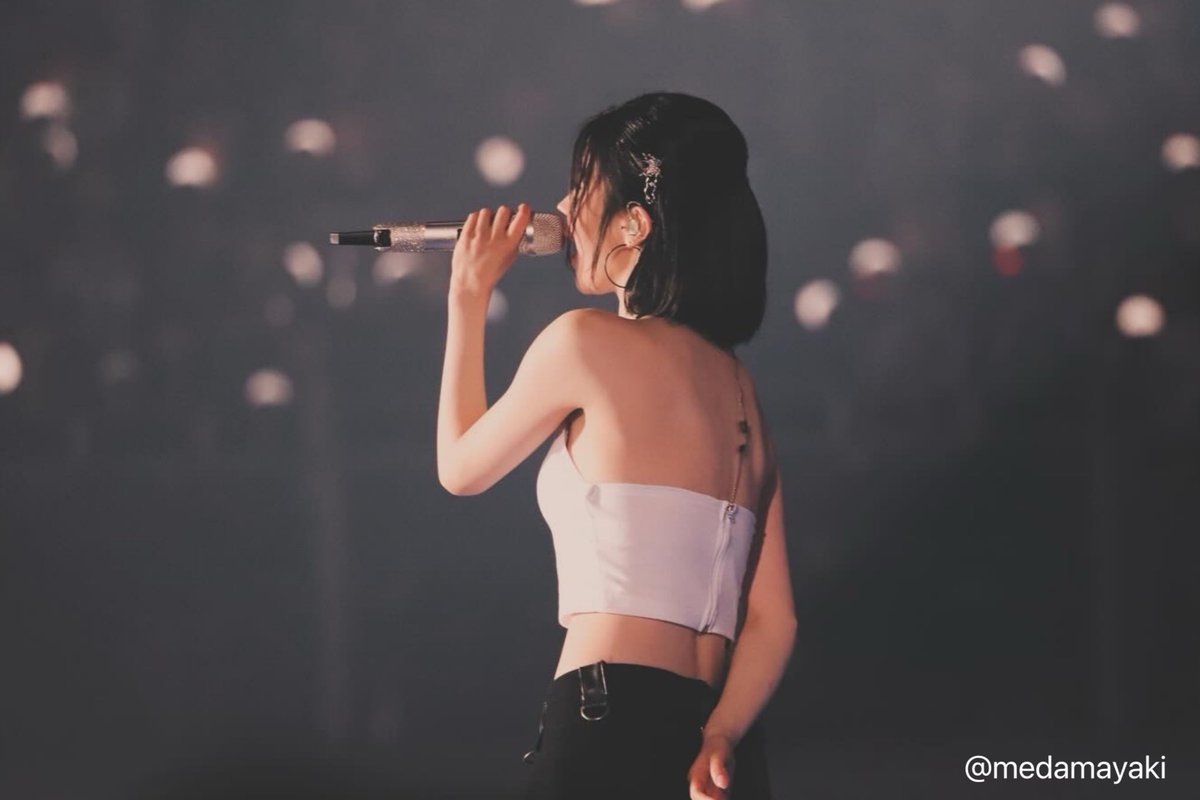 Sunny_sideup417's tweet photo. 🎤 👼🏻💕

 #HELLO_MONSTERS_in_FUKUOKA
 #HELLO_MONSTERS  #BABYMONSTER
 #BABYMONSTER_ASA #榎並杏紗 https://t.co/bfK9AVYdPQ
