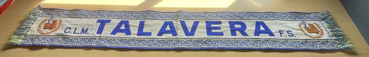 roig_jorge's tweet image. SE BUSCA BUFANDA DEL MÍTICO “CLM TALAVERA FS” …POR FAVOR.
AÑO 1998 APROXIMADAMENTE.