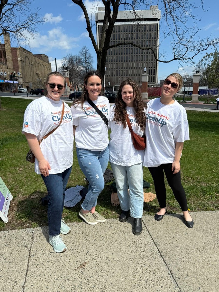 ᴄᴀᴘɪᴛᴀʟɪᴢᴇ ᴀʟʙᴀɴʏ (@capalbanycorp) on Twitter photo Our staff joined <a href="/AlbanyBID/">Downtown Albany BID</a> and the City of #Albany's Dept. of General Services for a fantastic Earth Day cleanup! Our staff joined <a href="/AlbanyBID/">Downtown Albany BID</a> and the City of #Albany's Dept. of General Services for a fantastic Earth Day cleanup!