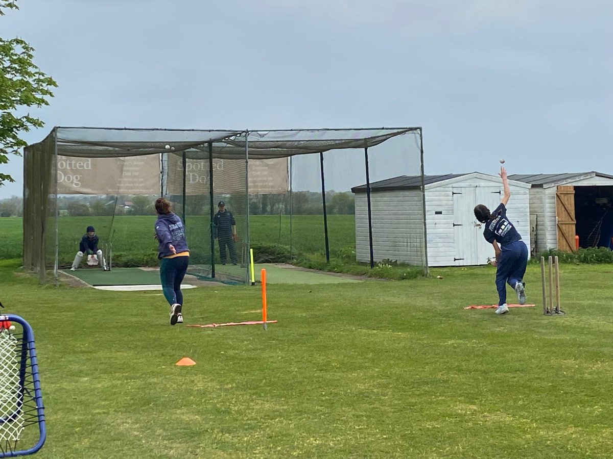 ladies_high's tweet photo. The ladies are back! 🏏 

Nice little preseason practice session this weekend for our enthusiastic ladies! 

If you’re keen to join us this season then please DM us for more details! All abilities welcome! 

#ladiescricket #highroding #friendlyladiesteam #motivation #social #fun https://t.co/4iN8BXskZp
