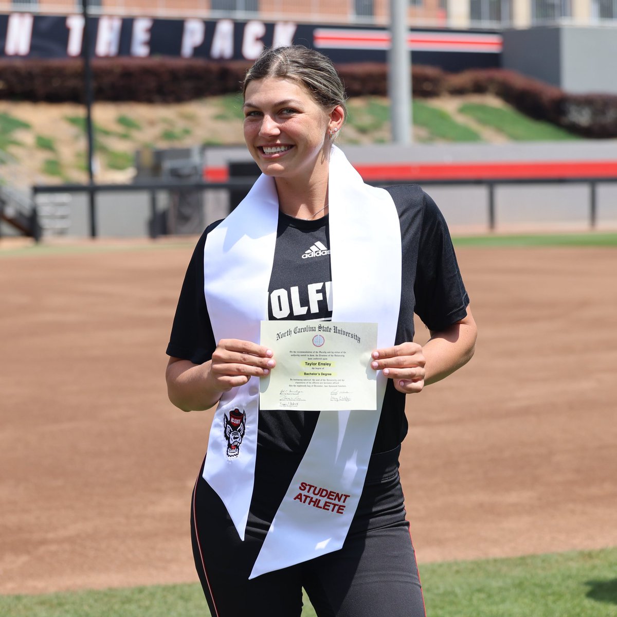 PackSoftball's tweet photo. Graduation ceremony prior to practice for our seniors had us in our feels 🎓 https://t.co/4A3hPdjNYu