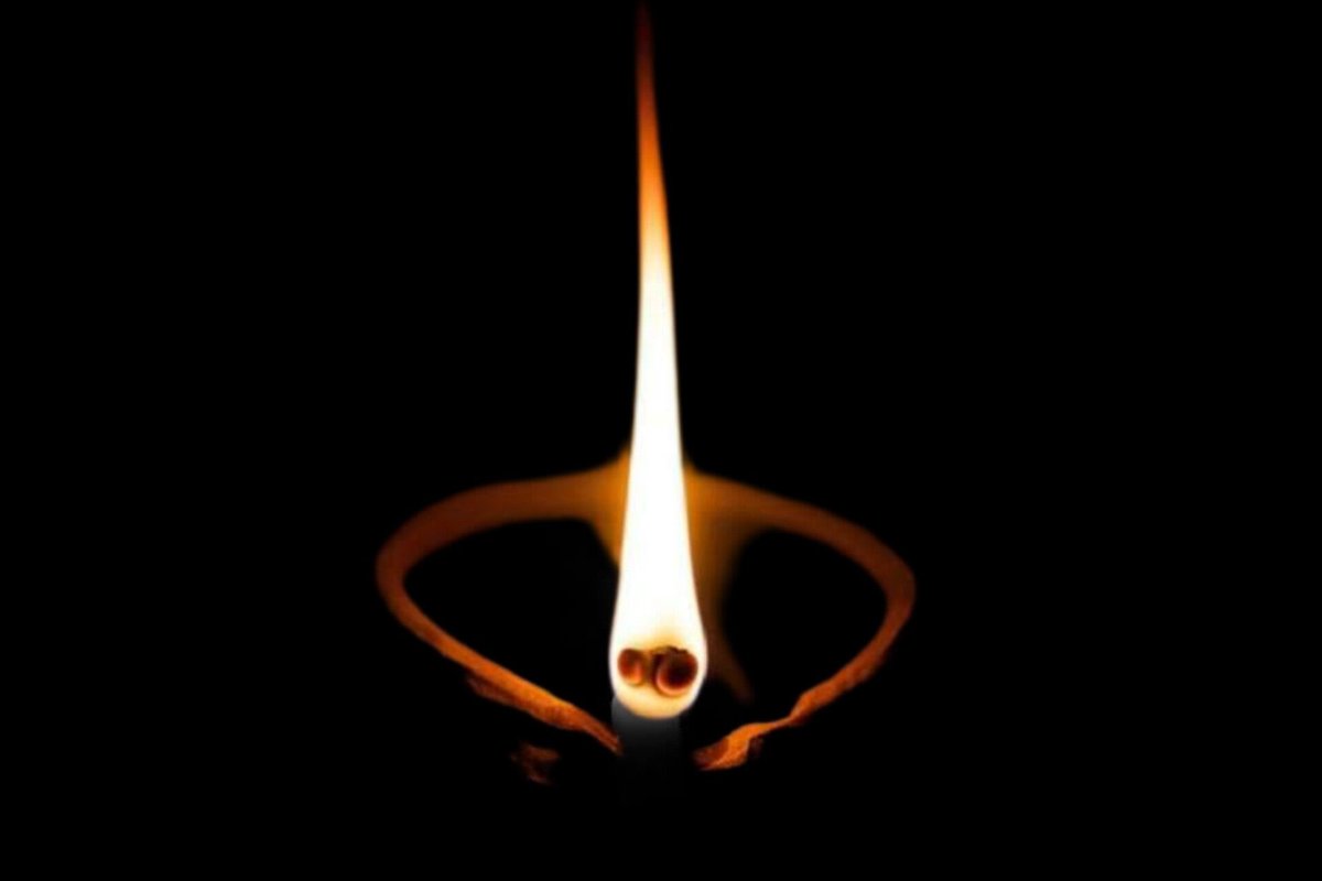 Deep yadav (@yadavdeep147) on Twitter photo एक तरह #PahalgamTerroristAttack के चलते पूरा देश दुखी है बहुत लोगो ने आज खाना तक नहीं खाया बहुत लोगो ने कैंडल मार्च किया कैसे देखने चले गए हज़ारो लोग आज मैच , कैसे खेल लिए ये खिलाड़ी इतने बड़े दुख में 😡खैर जो लोग मारे गए उनके परिवारों को भगवान ये दुख सहने का हौंसला दे .#SRHvsMI एक तरह #PahalgamTerroristAttack के चलते पूरा देश दुखी है बहुत लोगो ने आज खाना तक नहीं खाया बहुत लोगो ने कैंडल मार्च किया कैसे देखने चले गए हज़ारो लोग आज मैच , कैसे खेल लिए ये खिलाड़ी इतने बड़े दुख में 😡खैर जो लोग मारे गए उनके परिवारों को भगवान ये दुख सहने का हौंसला दे .#SRHvsMI