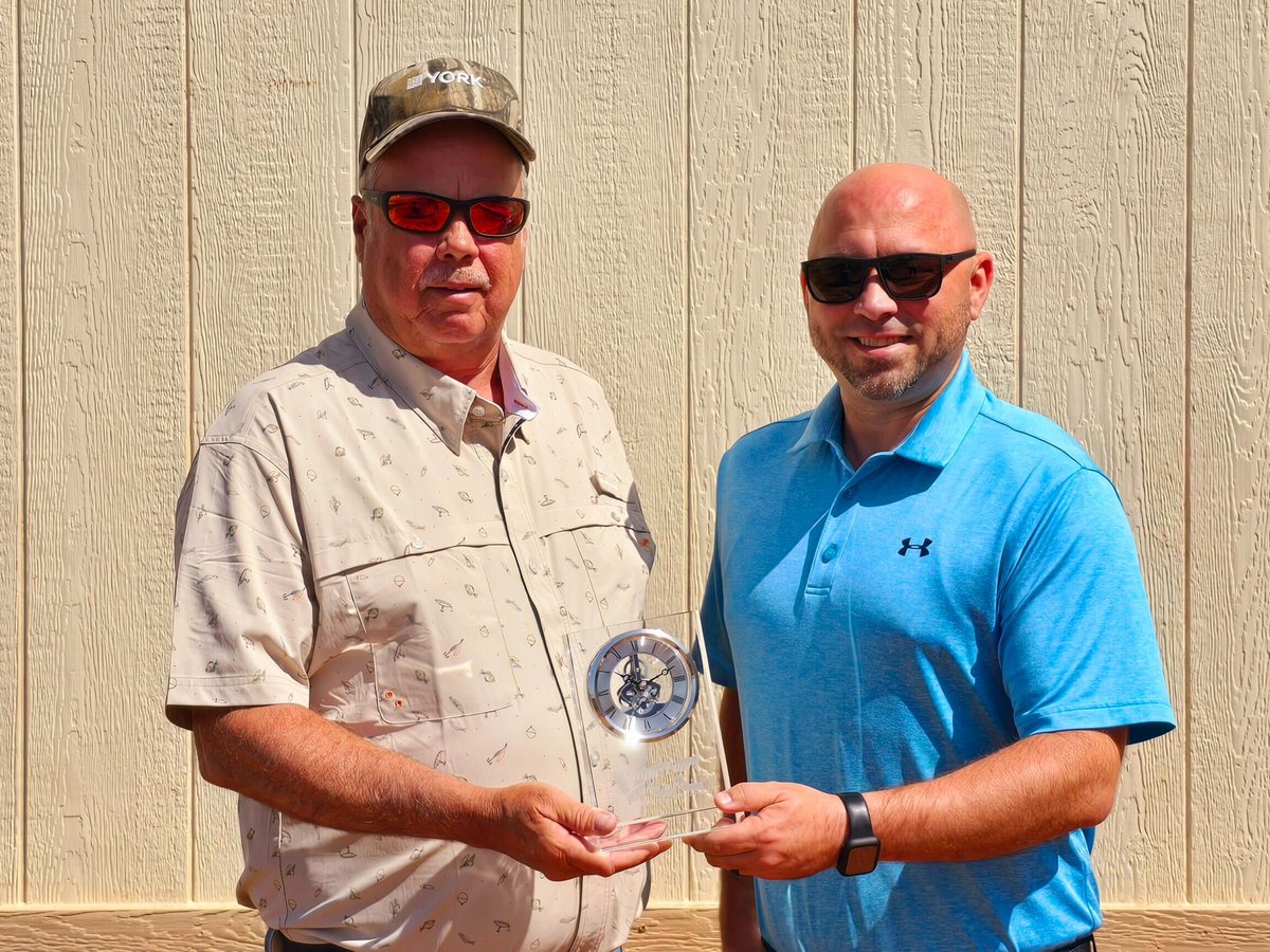 Join us in congratulating Superintendent Wayne Evans on his 15th anniversary with #TeamVCC! Wayne is a vital part of our team, having led numerous landmark projects across a variety of sectors. Thank you, Wayne, for your unwavering commitment to excellence, safety, and success!