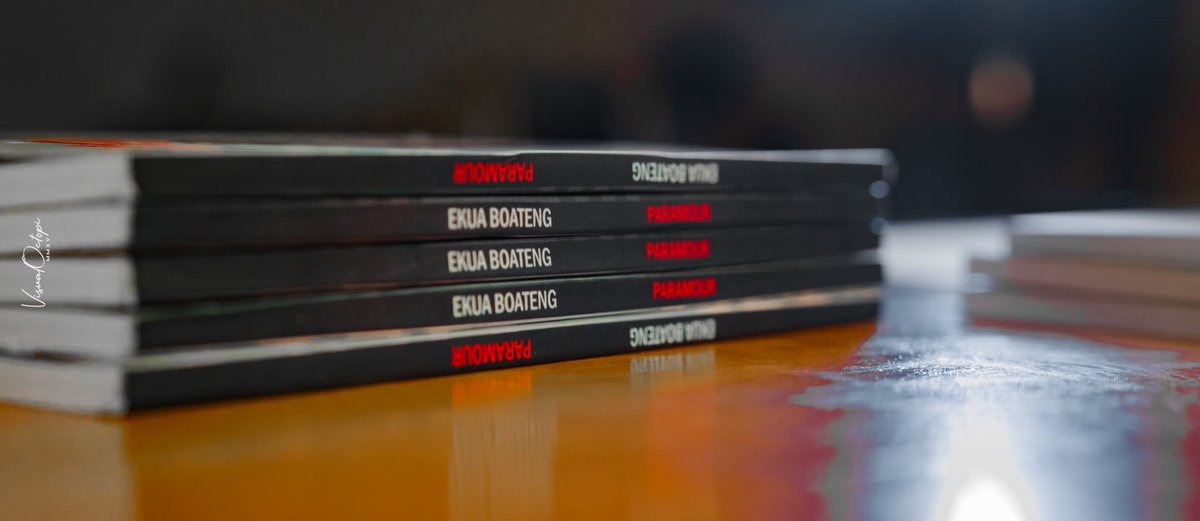 Harley__Rainbow's tweet image. A few days ago, I felt the urge to give.
Not for profit, but purpose.

Today, on #WorldBookDay, I’m grateful I got to share copies of my book, Paramour, with young readers.

May this book be a quiet friend on their journey of becoming.
#EkuaBoateng #Paramour #GhanaReads