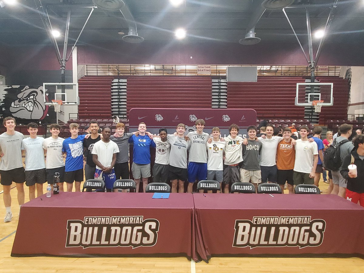 EMHS Boys Basketball tweet media