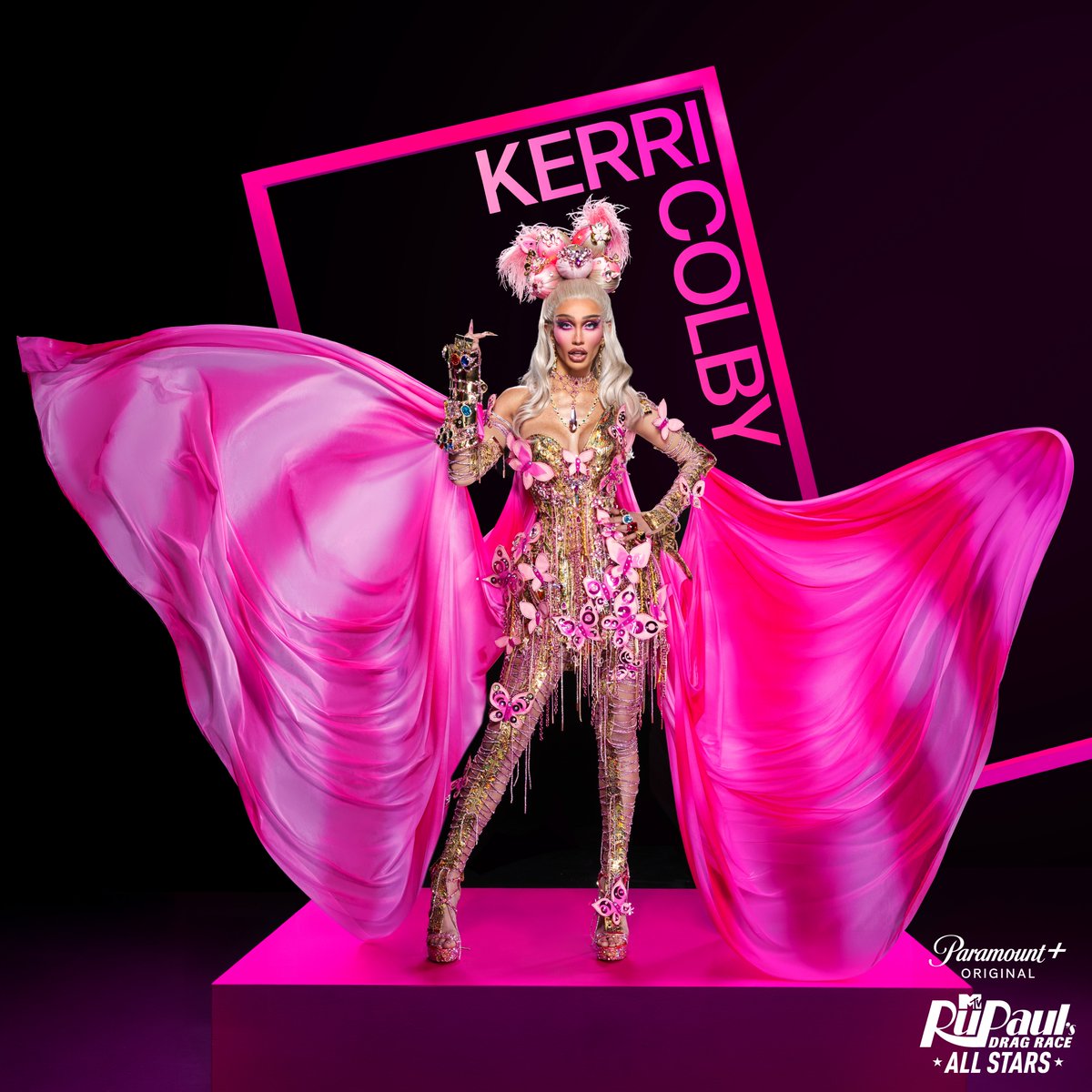 RuPaulsDragRace's tweet photo. Every kiss begins with K! 💋 Kerri Colby returns for #AllStars10 – streaming MAY 9 on @paramountplus! 🏁 https://t.co/2VdVwcrOiu