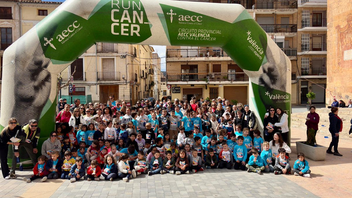 Asociación Española Contra el Cáncer VALENCIA (@contracancerval) on Twitter photo 🏃♀️ Chelva se llenó de pasos y solidaridad este finde en el <a href="/RunCancerVal/">RunCáncer Valencia</a>
Corremos por la prevención, la investigación y por cada historia que nos une.
💚 Gracias por sumar vuestra energía.
#ValenciaContraElCáncer #Chelva 🏃♀️ Chelva se llenó de pasos y solidaridad este finde en el <a href="/RunCancerVal/">RunCáncer Valencia</a>
Corremos por la prevención, la investigación y por cada historia que nos une.
💚 Gracias por sumar vuestra energía.
#ValenciaContraElCáncer #Chelva
