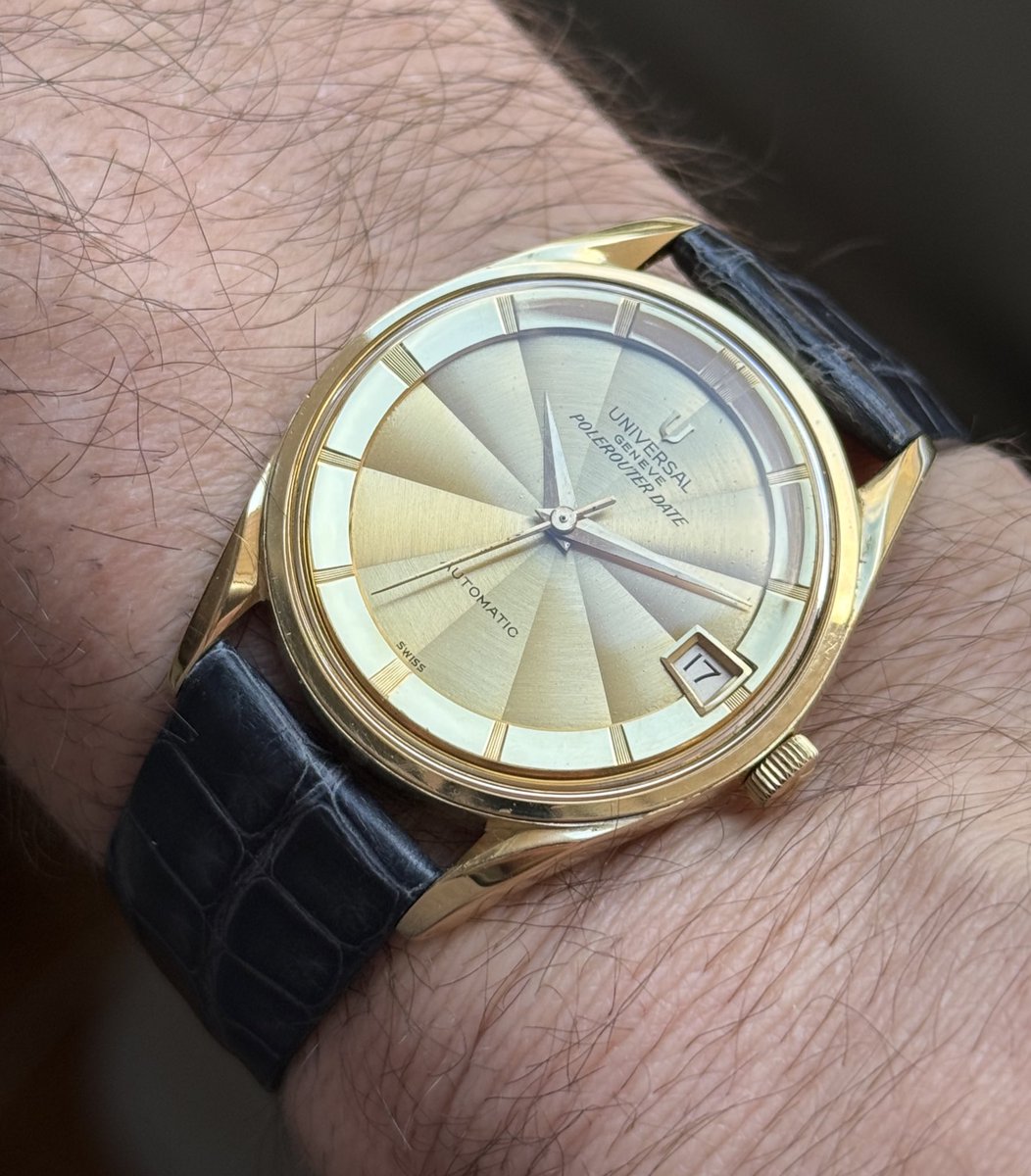 Jonatha60667679's tweet image. New In 💥
Une polerouter Or jaune avec son rare cadran à 12 facettes. Elle sort de restauration, très content de lui avoir donné une seconde jeunesse. 
Pour l’instant ça part dans la collection de polerouter. Elle sera peut être à la vente un jour.