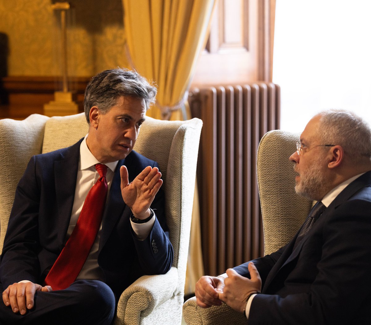 The 🇬🇧-🇺🇦100 Year Partnership shows the UK is a long-term partner with Ukraine on energy.

Ahead of the <a href="/IEA/">International Energy Agency</a> summit, <a href="/Ed_Miliband/">Ed Miliband</a> met with <a href="/G_Galushchenko/">German Galushchenko</a> &amp; industry on rebuilding 🇺🇦’s energy infrastructure &amp; their future role as a clean energy hub, supporting European security.