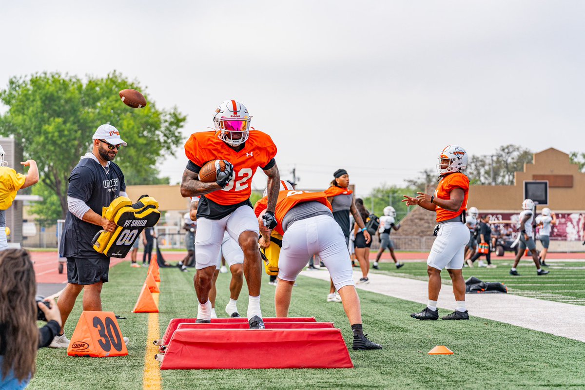 John jackson (@jaywooskiiii) on Twitter photo OFFICIALLY in the transfer portal with 4 years of eligibility big Thankyou to <a href="/UTRGVFootball/">UTRGV Football</a> <a href="/CoachRegalado/">Marco Regalado</a> what’s next!! OFFICIALLY in the transfer portal with 4 years of eligibility big Thankyou to <a href="/UTRGVFootball/">UTRGV Football</a> <a href="/CoachRegalado/">Marco Regalado</a> what’s next!!