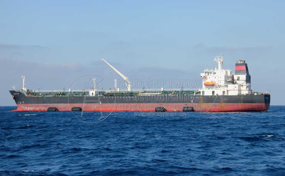 Shipguru's tweet photo. #southkoreanbuilt #chemicaltanker #NORTHERN_OCEAN ready from #shiptoship at #OPL_MALTA - 25.02.2012 - https://t.co/nfgboxc3g3 - NO PHOTOS can be used or manipulated without our permission @worldshipsoc @ShippingTV @shippingdata @ShippingMag @ShippingMagnate @Rich_Ships https://t.co/4CwOMKSXYL