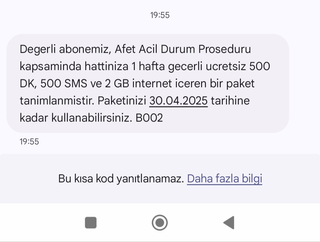 sjory_ge's tweet photo. Sevgili @Turkcell,
Afet anında bir işe yaramıyor olmanızın günahını bu şekilde çıkarabileceğinizi düşündüren tam olarak nedir? Salla kazanla da verdiğiniz 2 GB internetin "afet acil durum prosedürü" gereğince telefon kullanılamaz haldeyken yeterli olduğuna nasıl ikna oldunuz? https://t.co/T2TpQNYJ0r