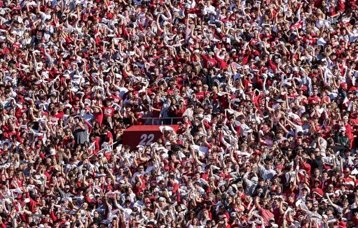Barstool IU tweet media