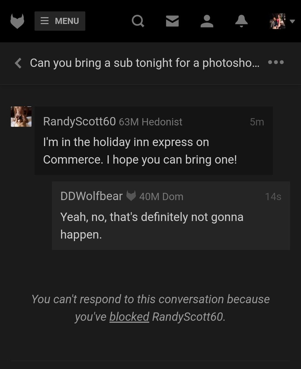 randomly hitting up strangers offering a "Free Photoshoot" in a hotel room  🚩🚩🚩