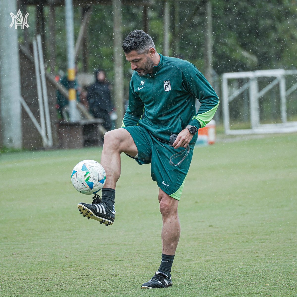 Lo que se aprende nunca se olvida PROFE 🔥🥵⚽🛡️.

📸 <a href="/nacionaloficial/">Atlético Nacional</a>