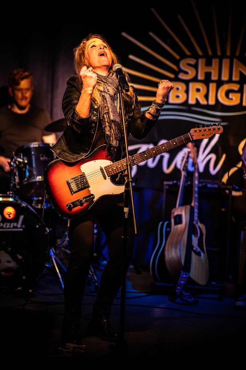 Hellooooo Beautiful People!

This season, I will be partnering with various LGBTQ and mental health organizations as I travel from coast to coast across Canada to focus on COMMUNITY and WELL-BEING!!

TICKETS AND DETAILS:  sarahsmithmusic.com/events 
Photo by Salt Spring Groove