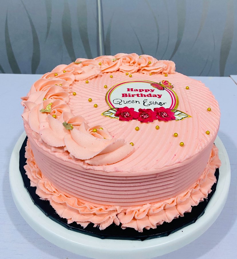 tinuoye18's tweet photo. Your one stop shop for Cakes for all events.
Order Line: 08062789113( Call/ WhatsApp)
Location: 44 Ikosi Road Shopping Mall, Ikosi Ketu, Lagos.
IG: @fundelight18 https://t.co/MN35wDhDj6