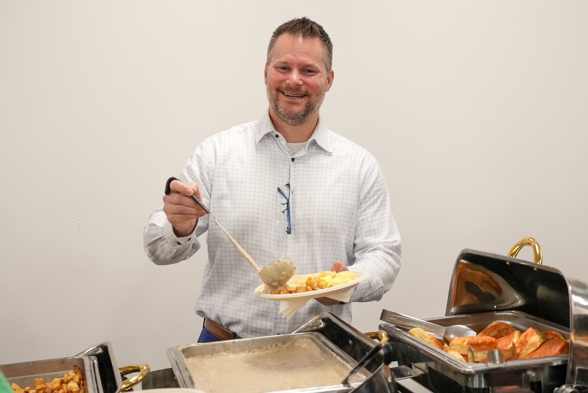Tribal employees were treated to an Administrative Professionals Day breakfast this morning in the admin building.

A big thank-you to our administrative professionals for everything they do.

#puyalluptribe