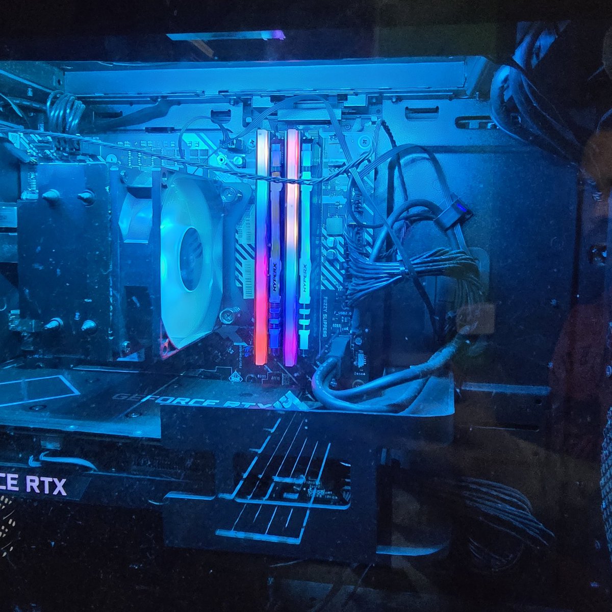 JohnXRico's tweet photo. My PC is in dire need of a good dusting! https://t.co/DaFmC3qknX