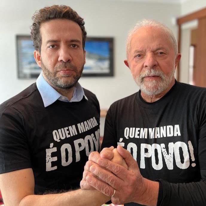 🚨AGORA É OFICIAL!
Governo Lula vai construir casas do Minha Casa Minha Vida para moradores de rua!
Nosso governo SEMPRE vai olhar para quem mais precisa de nós ❤️