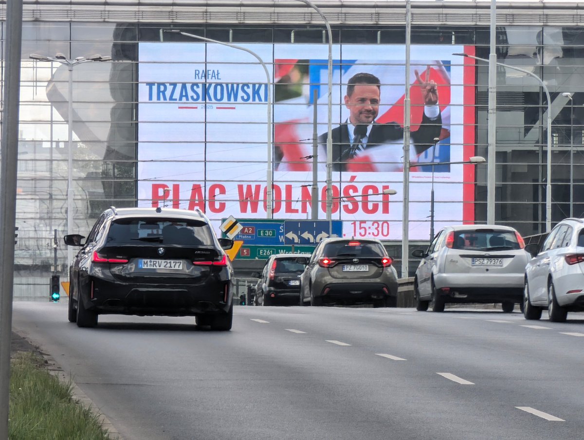 A w niedzielę wszyscy widzimy się o 15:30 w Poznaniu na Placu Wolności  ✌️🇵🇱

Cała Wielkopolska NAPRZÓD!

#Trzaskowski2025