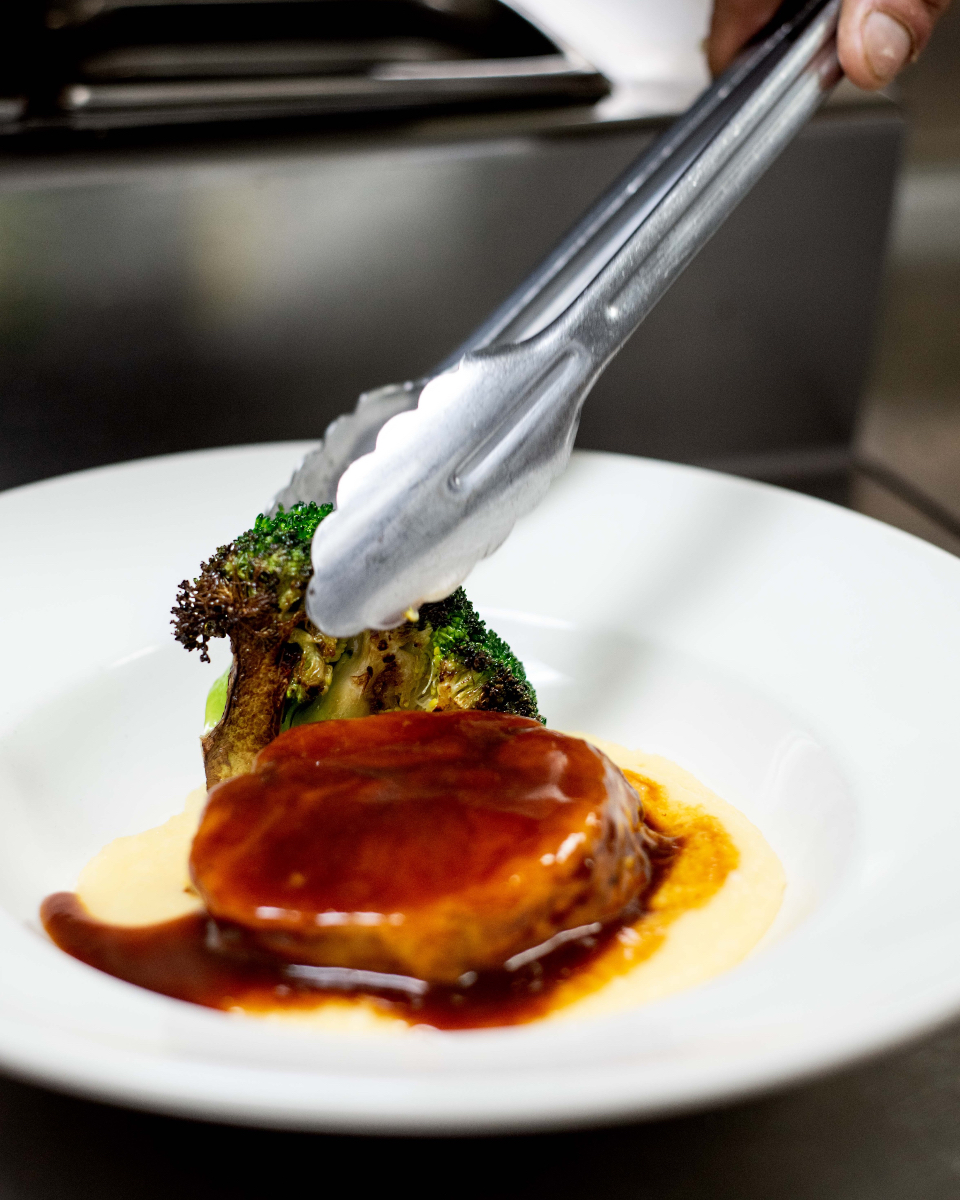 Aria Restaurant tweet media