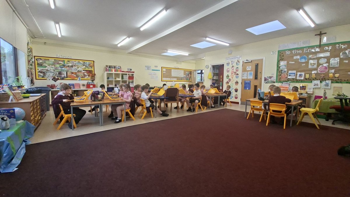 Y1_CTK's tweet photo. 1DH learnt a new song in music today called Use Your Imagination. We used actions, played the glockenspiel and used percussion instruments. https://t.co/bB0VMCnkQa