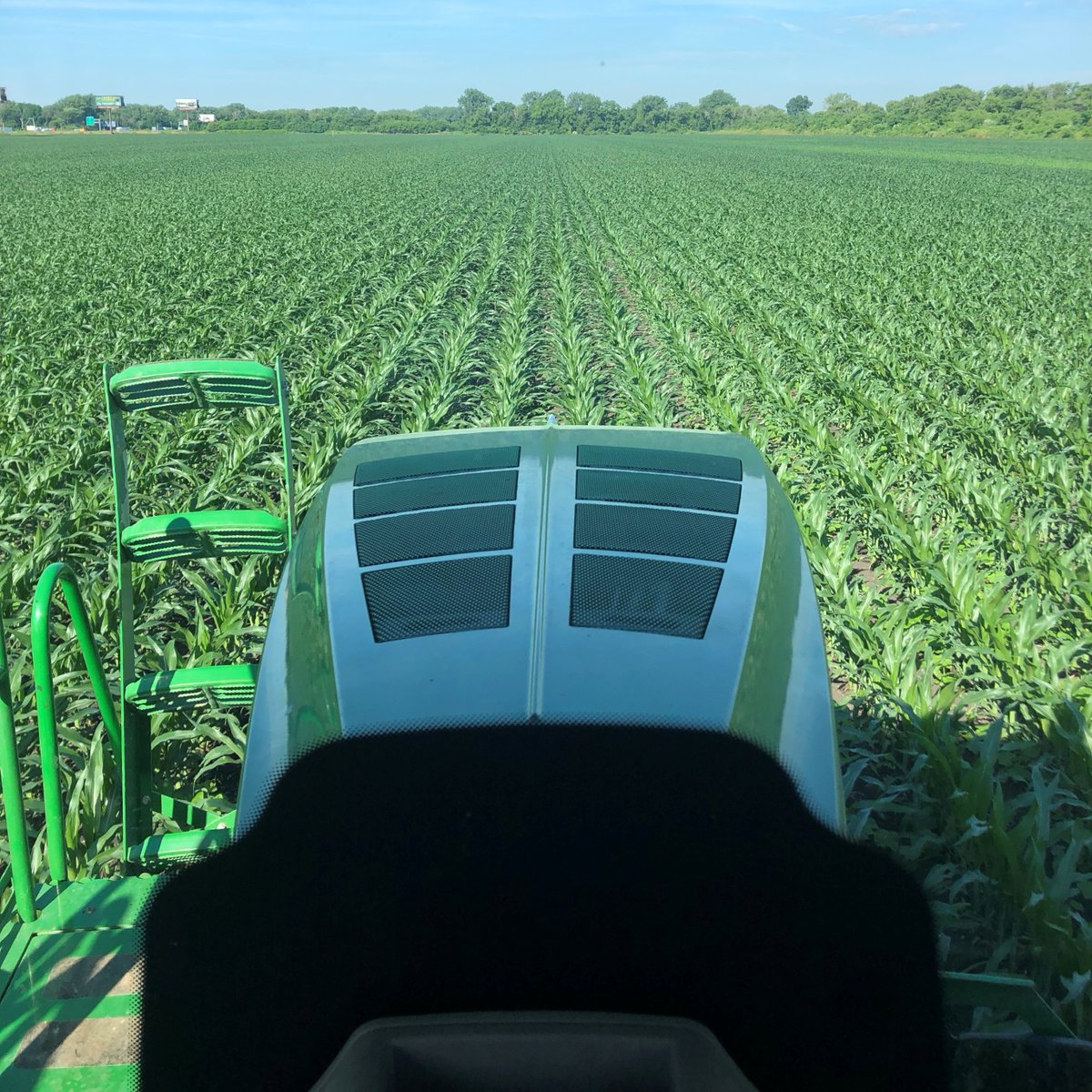 Located in the Chesterton area, just 40 minutes southeast of Chicago, Murphy Family Farms has adopted conservation practices to adapt to suburban sprawl and sandy soils found near Lake Michigan. Read the interview with ICGA Board Director Tom Murphy here: incornandsoy.org/murphy-adapts-…