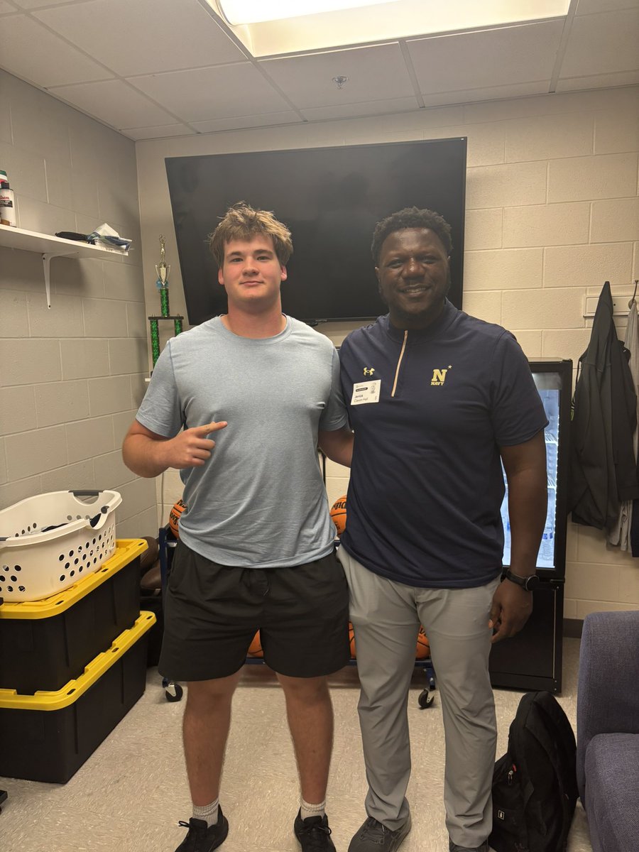 Jackson Evans (@jacksonevans) on Twitter photo Had a great time talking with <a href="/D_WallCoach/">Jerrick Hall</a>. Really appreciated learning more about the school and the program. Excited to get up to camp this summer and compete!
<a href="/TrenchesElite/">Trenches Elite OL/DL Training</a> <a href="/919recruits/">919recruits</a> <a href="/G_L_FOOTBALL/">Green Level Football</a> Had a great time talking with <a href="/D_WallCoach/">Jerrick Hall</a>. Really appreciated learning more about the school and the program. Excited to get up to camp this summer and compete!
<a href="/TrenchesElite/">Trenches Elite OL/DL Training</a> <a href="/919recruits/">919recruits</a> <a href="/G_L_FOOTBALL/">Green Level Football</a>