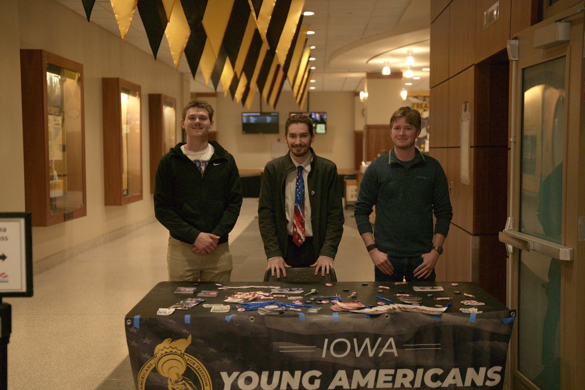 Iowa_YAF's tweet image. Thank you an for an amazing event with the wonderful Elisha Krauss💛💙