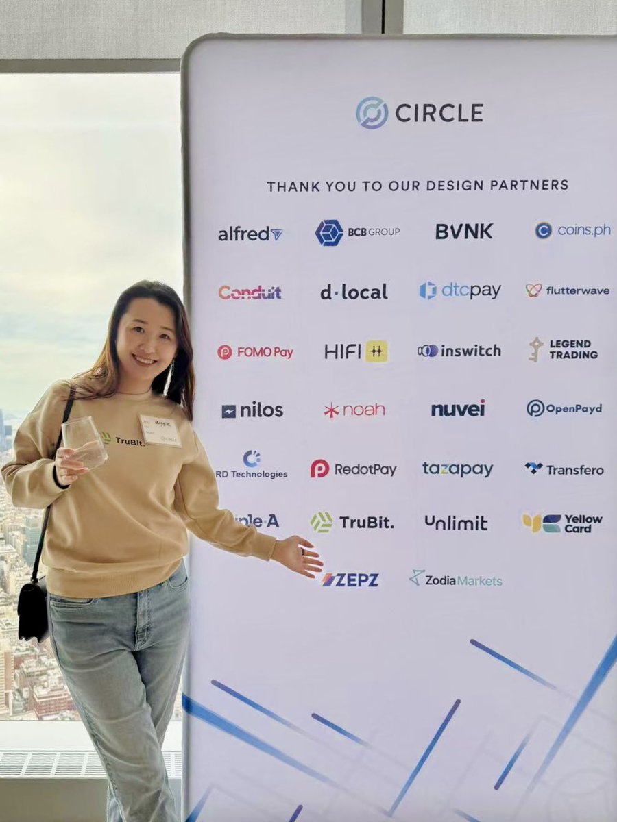 TruBit_Arg's tweet image. Participamos del lanzamiento de Circle Payments Network en NYC 🇺🇸

Una iniciativa que impulsa pagos globales más rápidos, transparentes y sin fronteras.

Gracias al equipo de @circle por liderar esta transformación. 

¡Vamos por unas finanzas más abiertas e inclusivas! 🌍💸