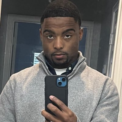 _Onehandsomeguy's tweet image. #NewProfilePic